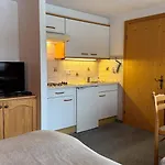 Birkenhof Apartment *