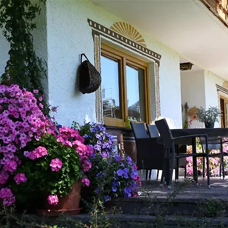 Birkenhof * 洛伊塔施